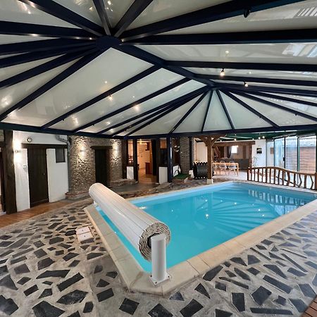 Rigolet Maison En Ville Avec Piscine Interieure Le Controis-en-Sologne Eksteriør bilde